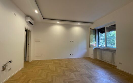 ELEGANTI BILOCALI MILANO – ZONA LORENTEGGIO/TOLSTOI
